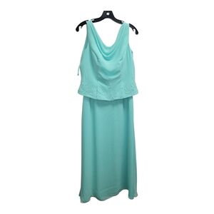 VENUS Aqua Maxi Dress